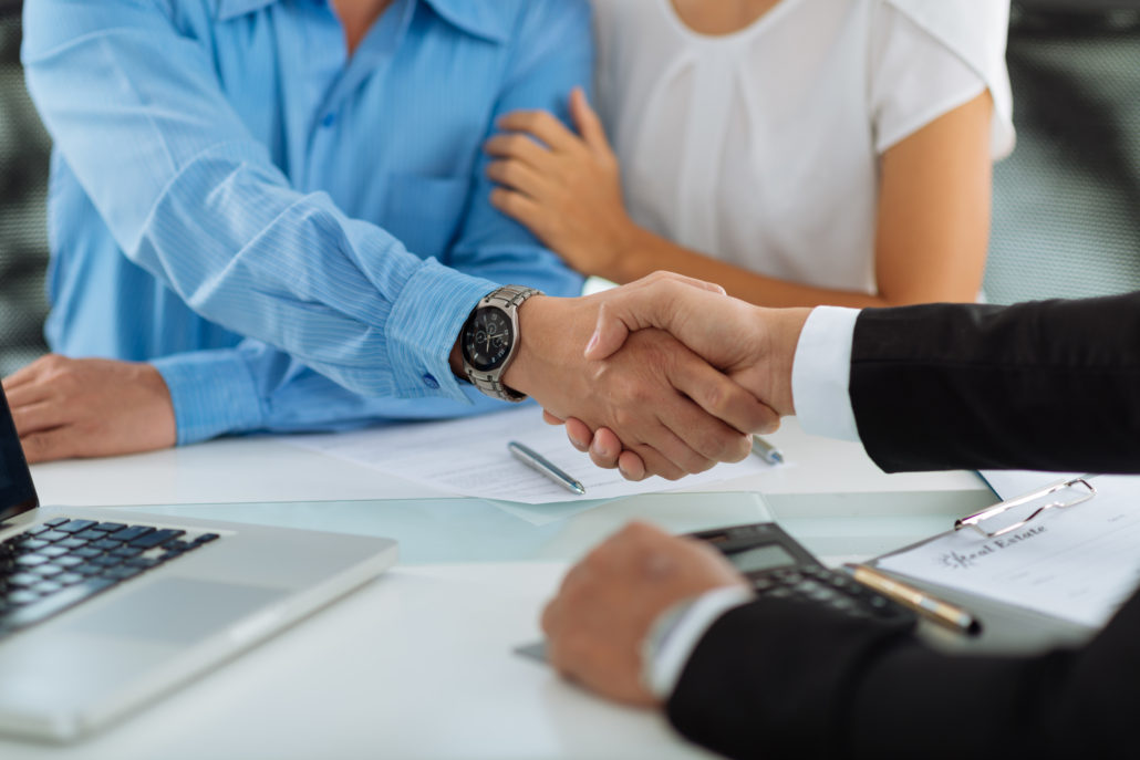 Greeting clients mediateur de la consommation